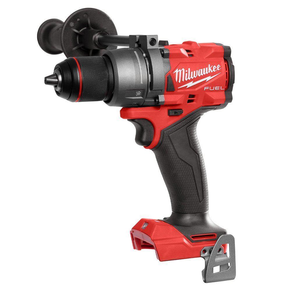 Milwaukee 18V 6 Piece Combo Kit with 3 x 5.0Ah Batteries & Charger & Accessory Set M18T4TKIT-4697