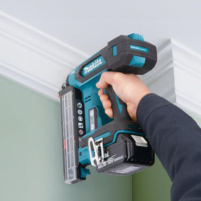 Makita DBN501ZJ 18V Brushless 18G Brad Nailer with 1 x 9.0Ah Battery Charger & Case