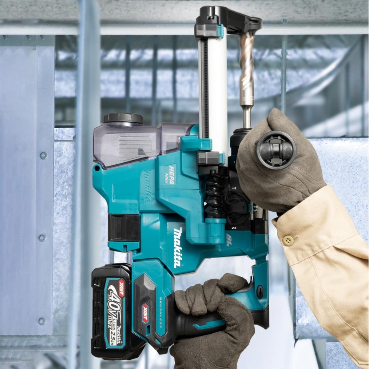 Makita HR010GZ 40V Max XGT Brushless SDS-PLUS Rotary Hammer Drill with 2 x 4.0Ah Battery Charger & Bag