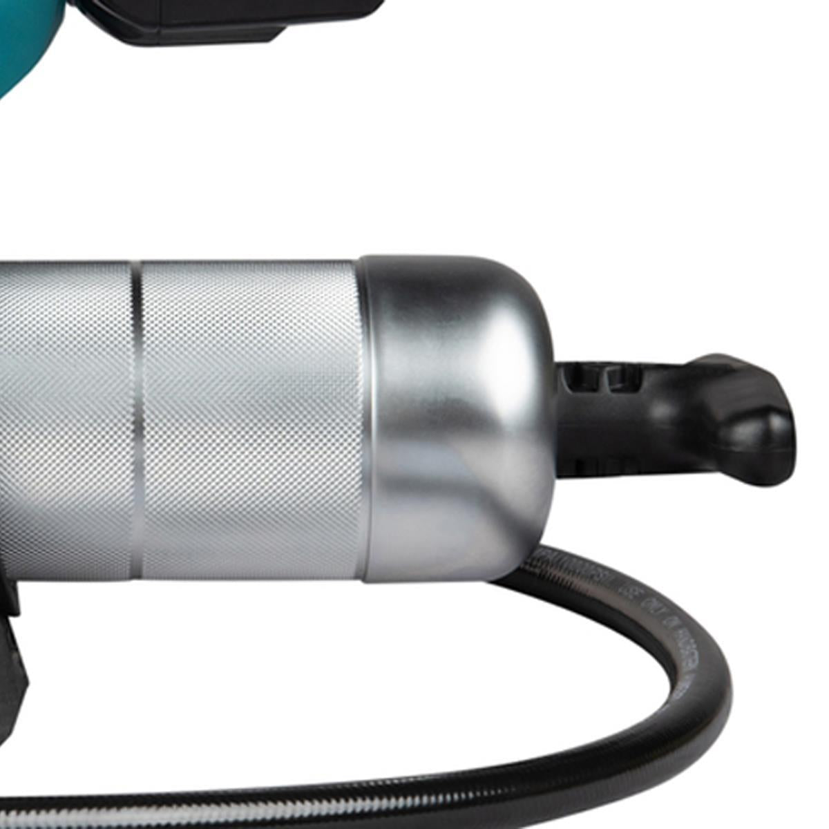 Makita GP001GZ 40V Max XGT Grease Gun with 2 x 5.0Ah Battery & Charger