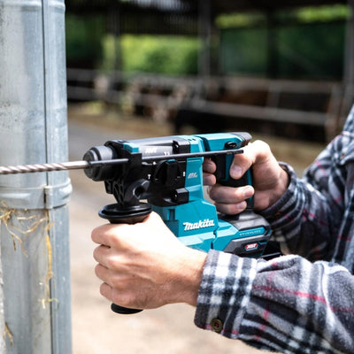 Makita HR010GZ 40V Max XGT Brushless SDS-PLUS Rotary Hammer Drill with 2 x 5.0Ah Battery & Charger